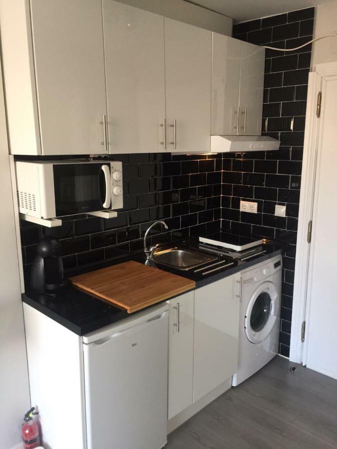 Isabel Manoja Apartment ตอร์เรโมลิโนส ภายนอก รูปภาพ