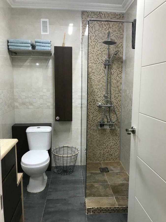 Isabel Manoja Apartment ตอร์เรโมลิโนส ภายนอก รูปภาพ